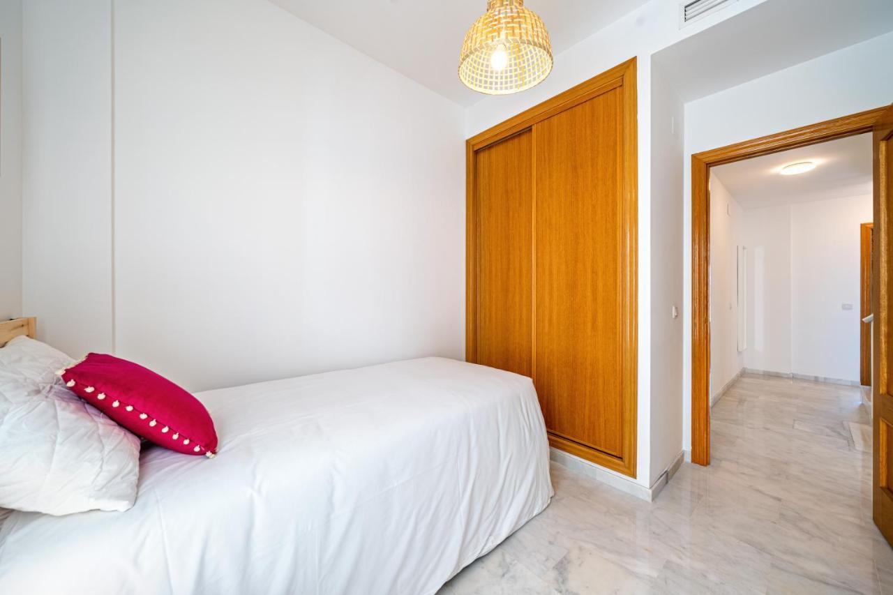 Heart Location & Parking Apartment Malaga Ngoại thất bức ảnh